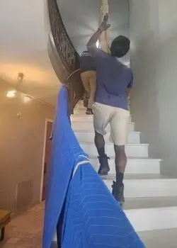 Moving loading services Bronx with flexyhual